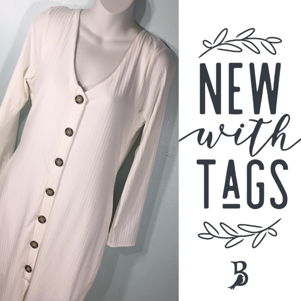 Cream Button Ribbed LS Charlotte Russe NWT Plus 2X